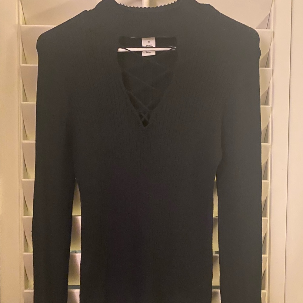 Black size medium sexy sweater